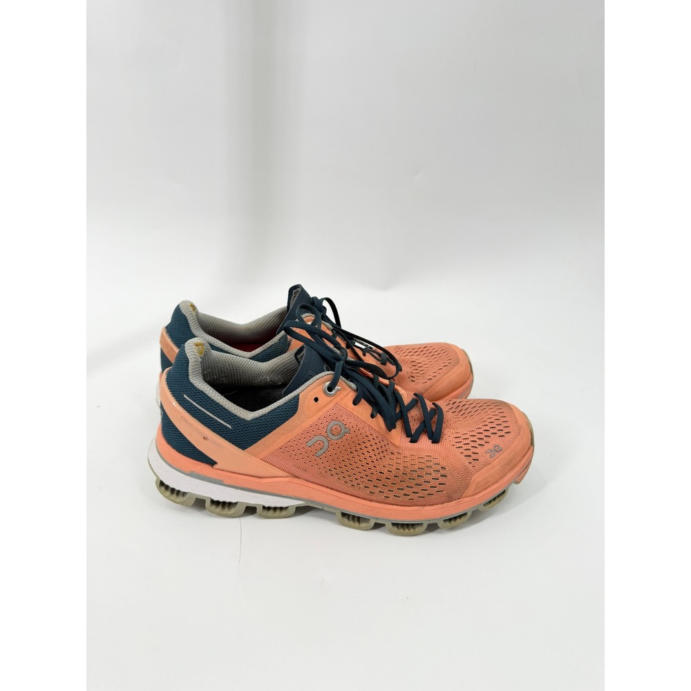 On Cloudflow Running Shoes Womens Size 8 Coral Navy Blue CloudTec Trainers